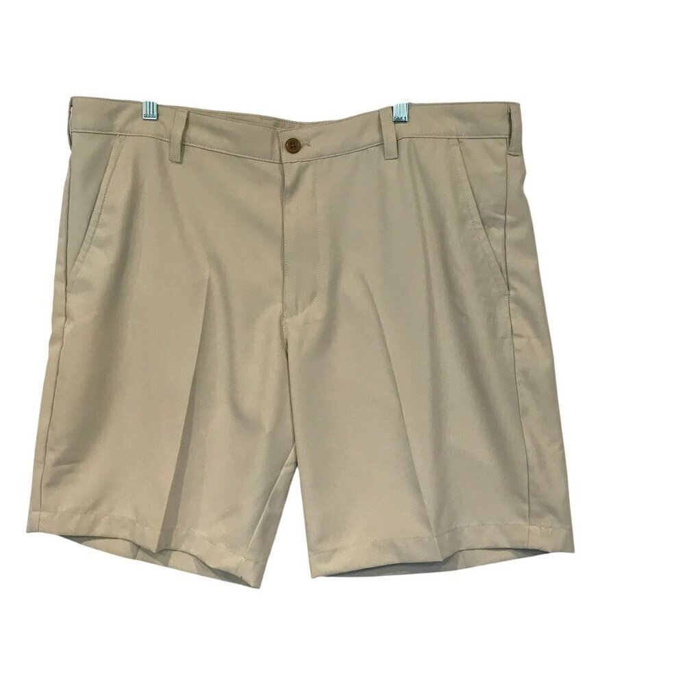 Izod Men's Flat Front Bermuda Golf Shorts Sz 40 in Light Tan Activewear Outdoors